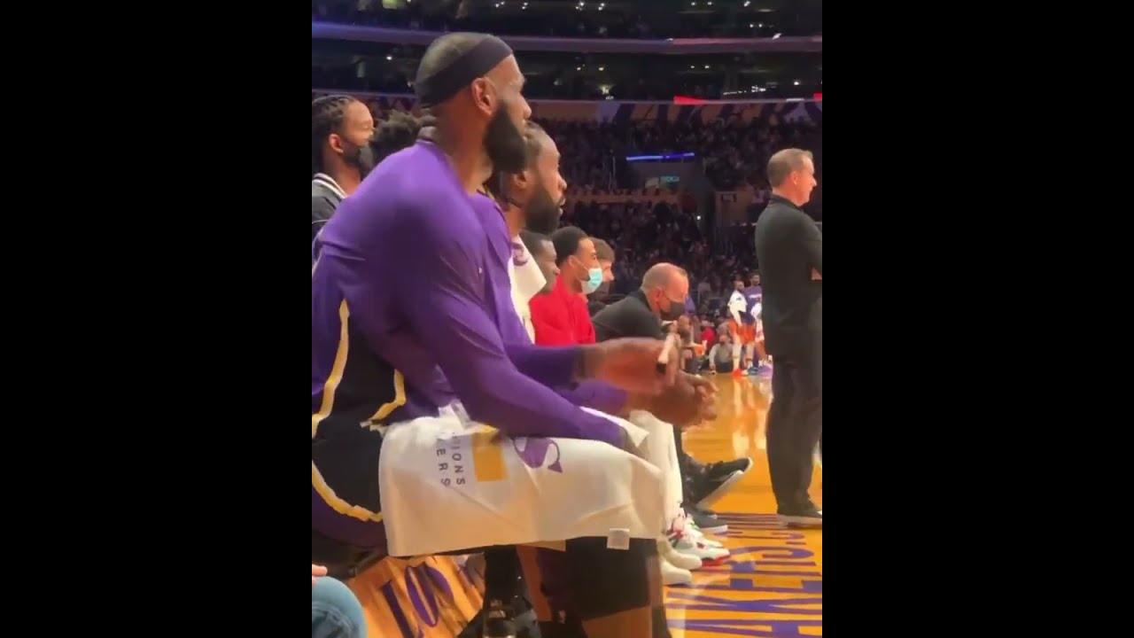 LeBron James telling Cam Payne to “stay humble” after they exchange words 👂