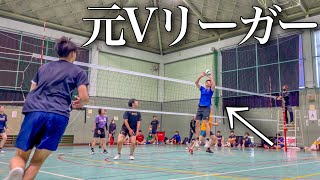 Former Japanese V-Leaguer plays a mixed volleyball game