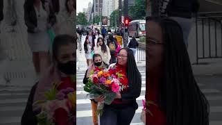 Download Lagu Sending flowers to strangers 🥰💕 #fyp #love #foryou #lovely MP3