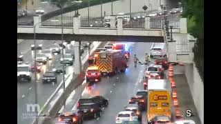Multi-vehicle crash southbound 35E and Kellogg