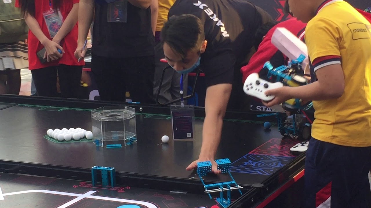 Smart mini robots Organize contest for children. Set up by Make X Starter company