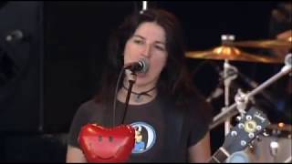 Watch Magic Dirt She Riff video