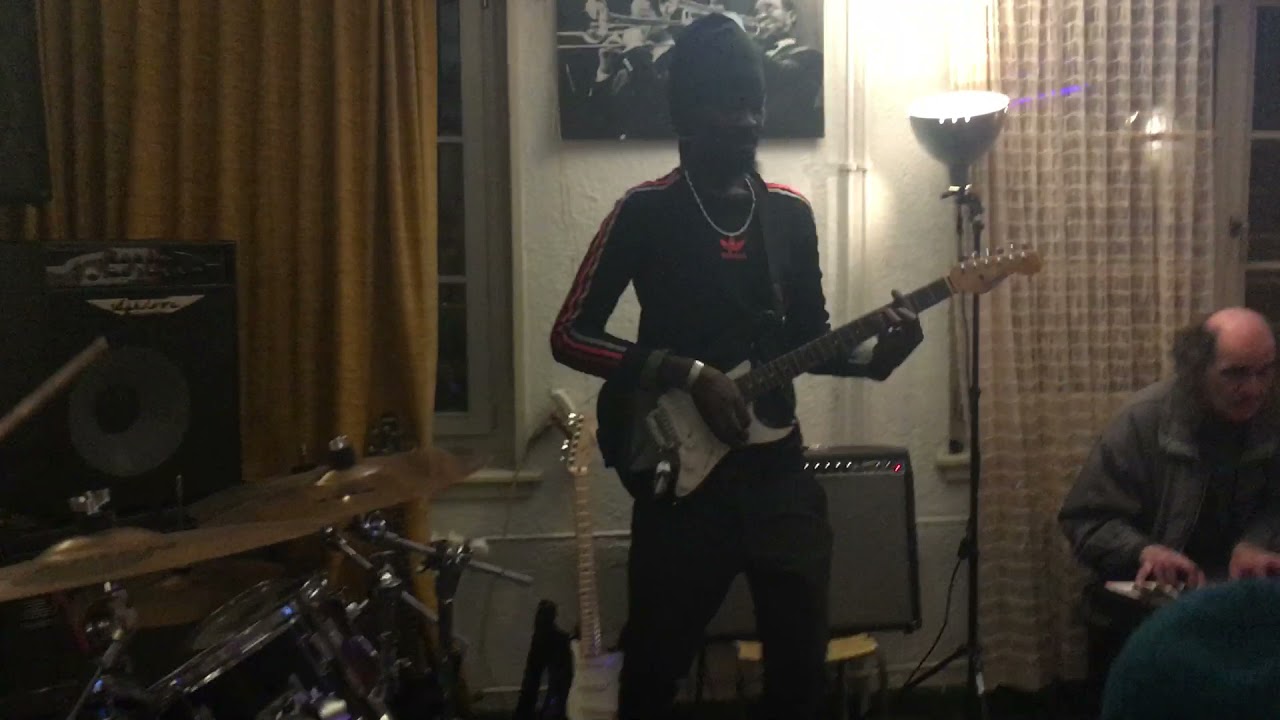 IMG 1071 musikpalast Kleinhünigen Basel am 26 11 2021