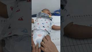 cute baby getting his 4 months vaccination #babyvaccination #cutebaby screenshot 5