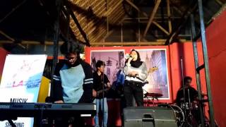 Grenade (cover) | BeZper UNSOED Performed at Metro Cafe