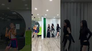 Who Wants To See Behind The Scenes? Follow Me Midu Echoing Dance Trend 弥渡山歌