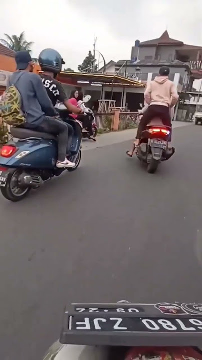 pengejaran tawuran antar pelajar, di jl. raya sawangan  #shorts #tawuransmpsma #siap86 #fyp