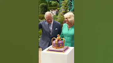 King Charles and Queen Camilla Celebrate Coronation by Cutting Crown Cake 👑🎂