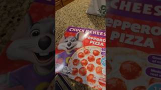 Chuck E. Cheese FROZEN PIZZA REVEIW!!! #foodreview #chuckecheese #frozenfood Chuck E. Cheese FROZEN PIZZA REVEIW!!! #foodreview #chuckecheese #frozenfood