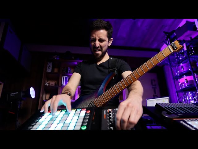 Watch Shwesmo & Yogev Gabay - Hamsa Beat (Live Session) on YouTube Watch Shwesmo & Yogev Gabay - Hamsa Beat (Live Session) on YouTube