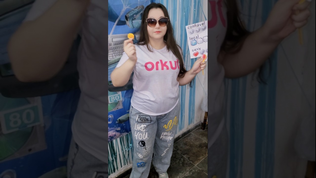 Festa com tema dos anos 2000! 