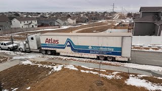 LIFE OF A TRUCK DRIVER - PACKING & DELIVERING