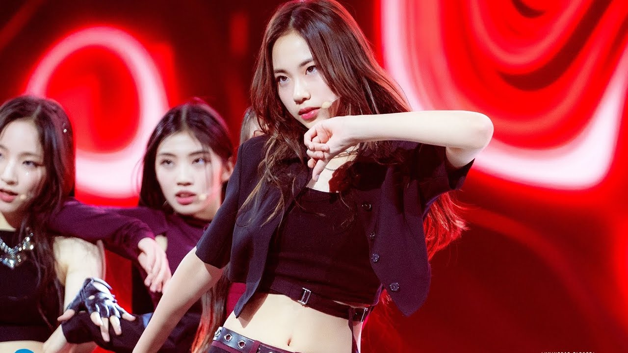[Universe Ticket] - Kim Sujin Unfair Performance #JUSTICEFORSUJIN - YouTube