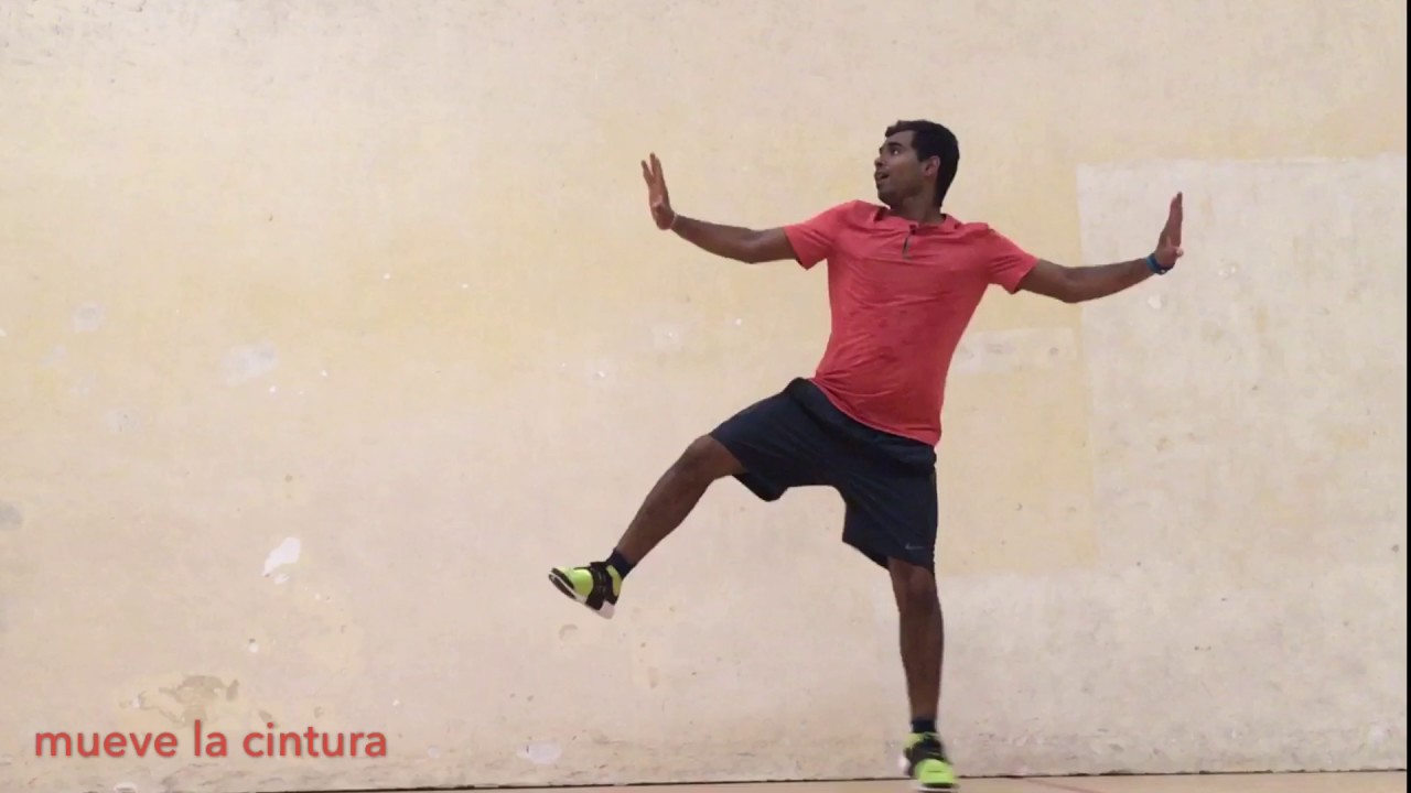 Mueve la cintura - zumba practice demo - vaibo - YouTube