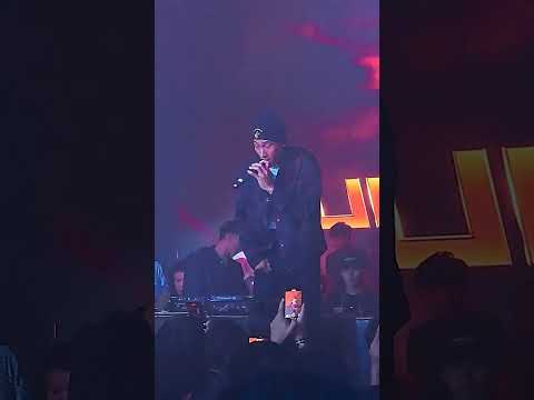 阿夫-俺脈絡          RUFF 