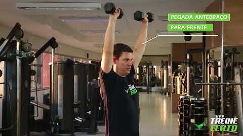 DESENVOLVIMENTO EM PÉ COM HALTERES