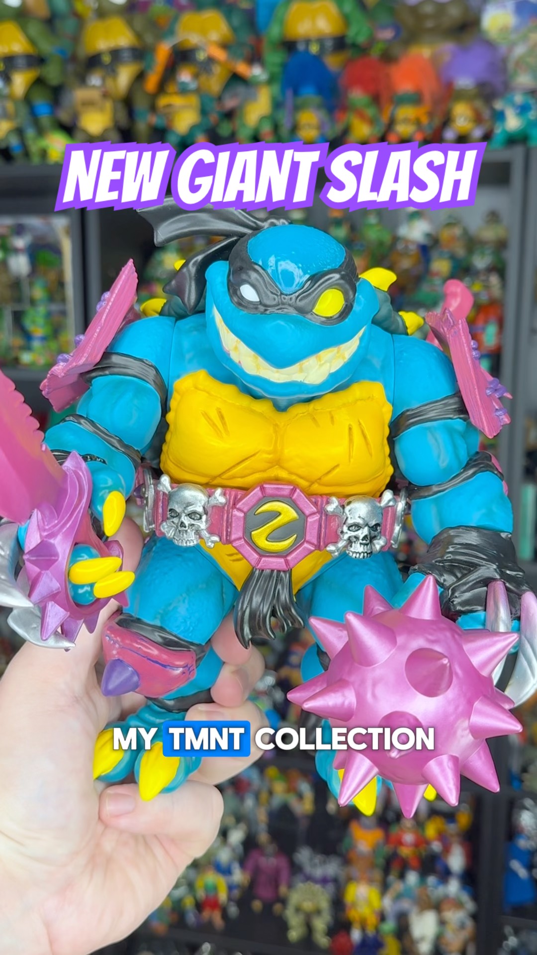 This Slash is a handful! TMNT Mondo soft vinyl toy #tmnt #toys