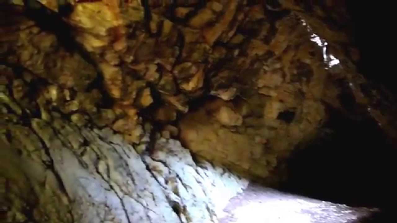 La Grotte Du Figuier A Chateauneuf Les Martigues Food Desserts Beef