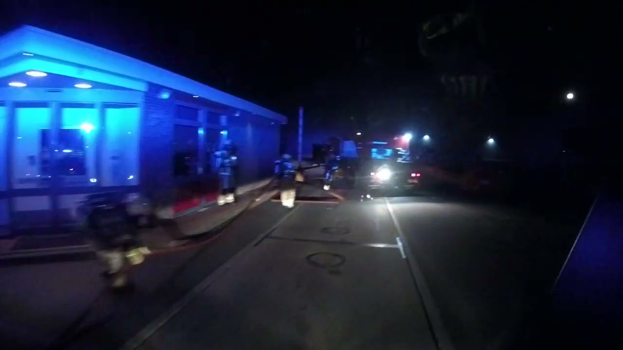 PRIO 1 - Industriebrand Almelo -  Alarmering, opkomst, uitruk en rit