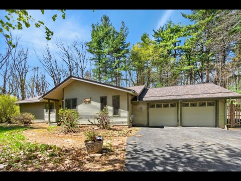 18 Laurel Lane, Princeton, MA home video tour