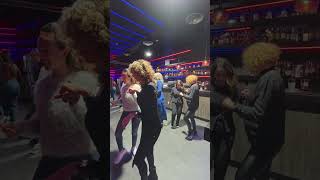 💃CLASES DE SALSA Y BACHATA 𝗘𝗡 𝗩𝗔𝗟𝗗𝗘𝗠𝗢𝗥𝗢- Aprende a bailar ✅ 𝙁𝙖́𝙘𝙞𝙡 ⚡ 𝙍𝙖́𝙥𝙞𝙙𝙤🤣 𝘿𝙞𝙫𝙚𝙧𝙩𝙞𝙙𝙤