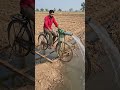 Cycle se paani ki motor! 🚲💦 Desi jugaad ne sabko shock kar diya 😱🌾