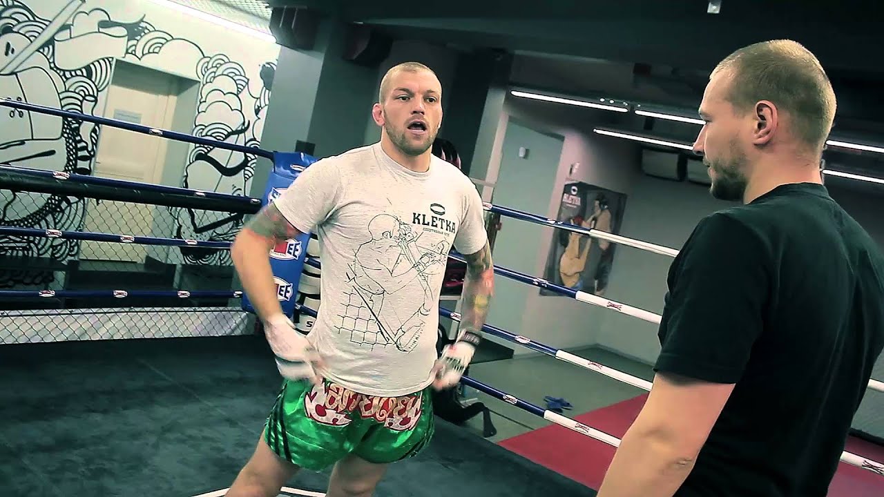 Клинч в тайском боксе Андрея Басынина — скрутки в тайском клинче (muay thai clinch)