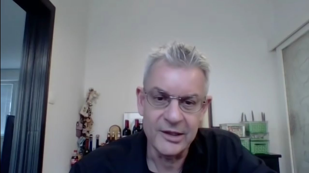 هل النرجسي فاقد الهويه الجنسيه ؟ هل النرجسي ديووث ؟