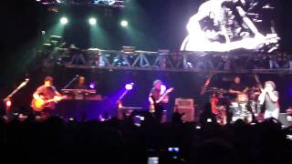 Por Mirarte Andres Calamaro en Vivo