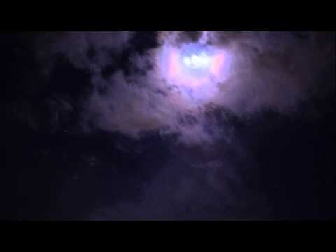 Moon and Clouds - Timelapse