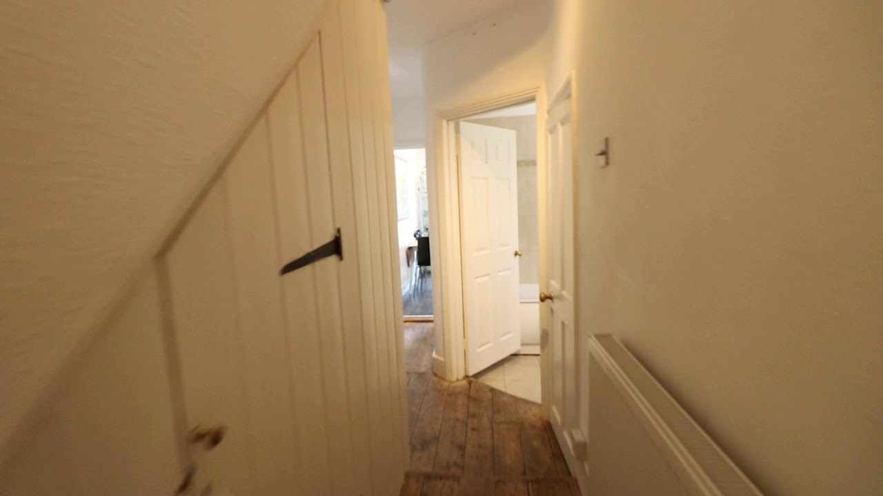 1 BED Leopold Rd., NW10 ground floor, garden, separate kitchen
