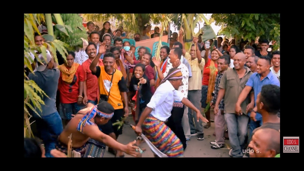 Beginilah Upacara Adat Ro'a Mu'u di Kabupaten Sikka