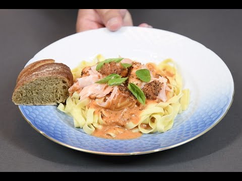 Video: Hvordan Lage Pasta Med Laks Og Tomater