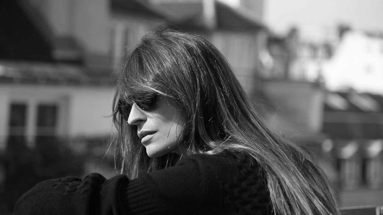 Caroline de Maigret & the derby shoes. 