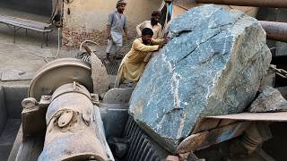 ⚠️ CRUSHING MAYHEM: Giant Jaw Crusher vs MASSIVE Hard Boulders EXPLODES! 🧨#rockcrushing