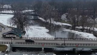 Download Lagu Portland officials watch river levels as ice causes minor flooding MP3
