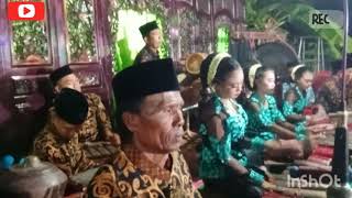 Putri BINTANG KUNING, bersama bintang tamu WARDIANTO RUKA