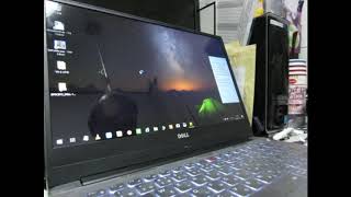 実際初期の DELL Inspiron 7472 の起動❣