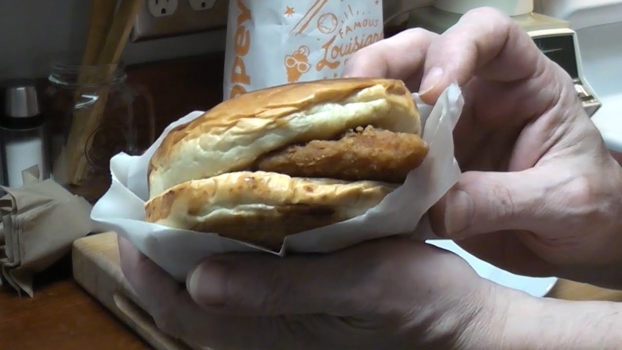 Popeyes NEW Cajun Flounder Fish Sandwich Review YouTube