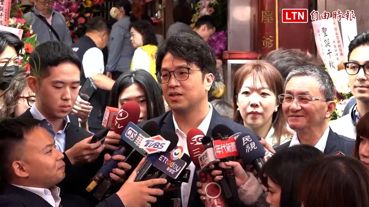 被高嘉瑜當面「陰陽」?沈伯洋:會極力爭取一起掛看板 被高嘉瑜當面「陰陽」?沈伯洋:會極力爭取一起掛看板