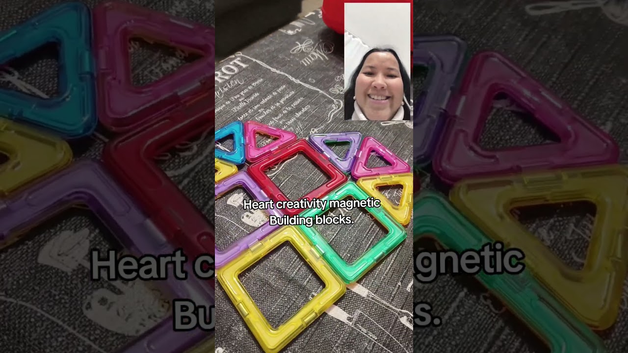 🟡 Магнитные строительные блоки в форме сердца для развития творчества.