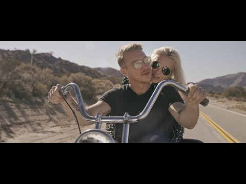 Major Lazer , Fabian Mazur & Ekali- Hollow Together (Music Video) (SWOG Mashup)