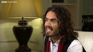 🌼@RussellBrand is against the illuminati👁️& wants a revolution !✊ 🌶️