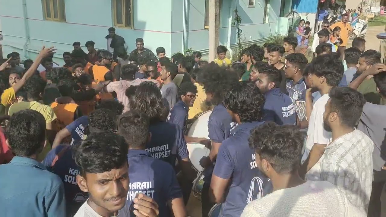 kantharaji solai thapset vaniyambadi drums 🥁🙏🫂. call 9500654318. 📲 .7845626359