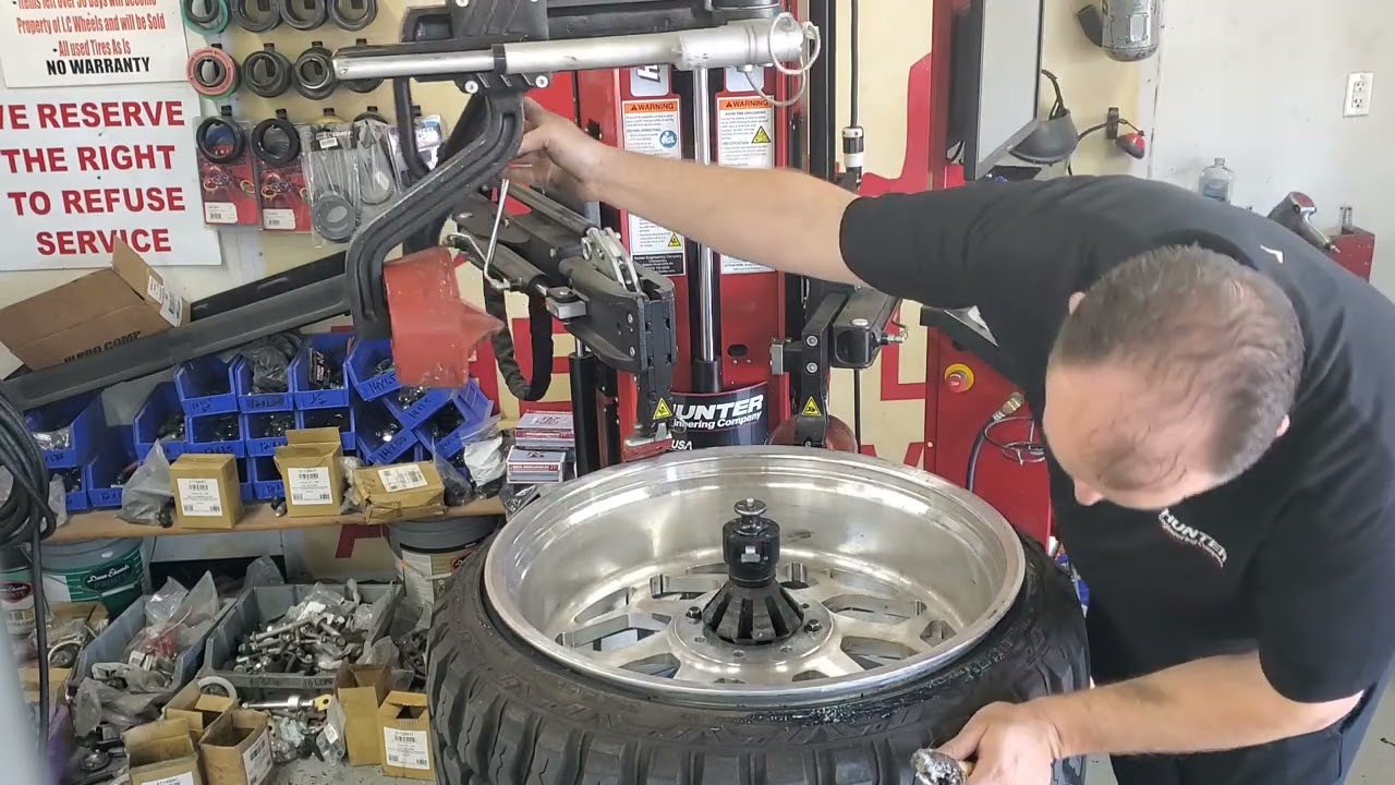 American Force 26x16 Hunter Revolution tire changer