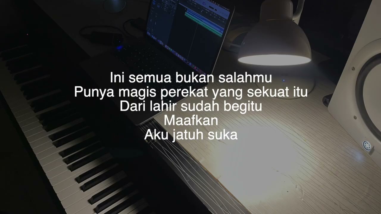 TULUS - Jatuh Suka | piano karaoke female key