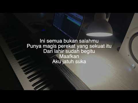Jatuh Suka - Tulus +Lyrics +Karaoke