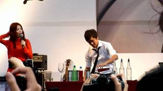 [2011-10-09] Hebe 田馥甄 My Love 慶功簽唱會 (調酒師演出)