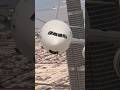 Biman Bangladesh Airlines B777-300ER: Approach to Dubai Airport via the Burj Khalifa