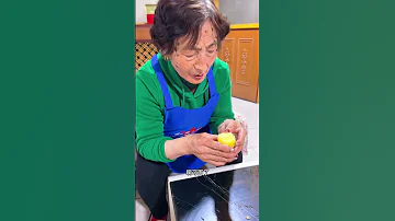 日子不是和谁过都一样 一个好的爱人 你的情绪是稳定的 安全感是不缺乏的 幸福是可以感受到的 所以选择和谁结婚真的很重要 有的人真的可以让你变成你世界里的光生活日常爱情 多多与妈妈 日常花絮 